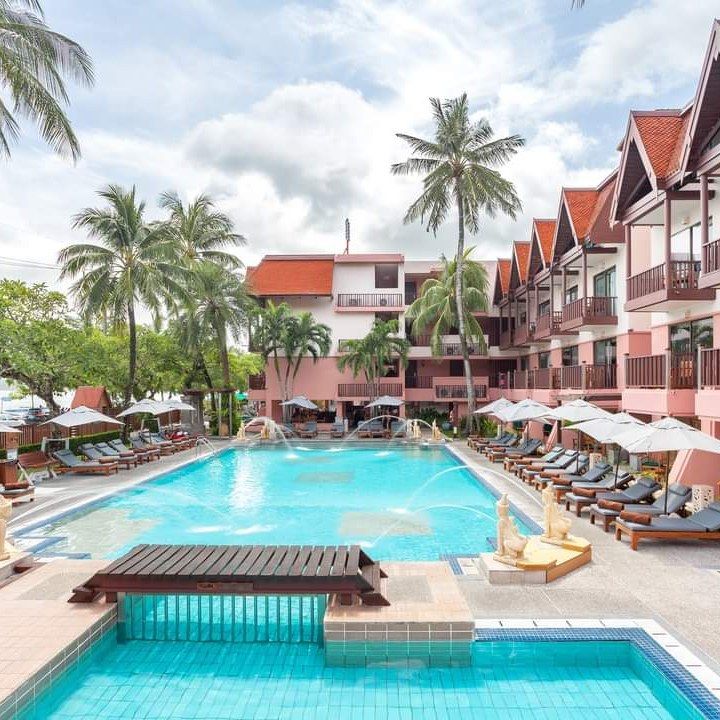 Luxury Hotel